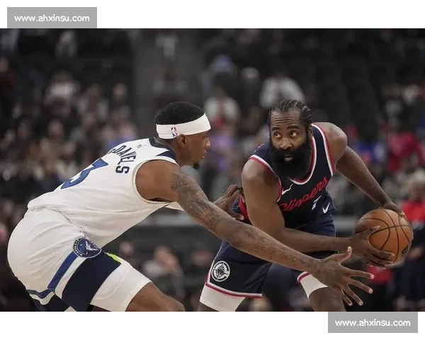 哈登续约快船锁定双核 兰德尔留守森林狼夯实内线 哈登续约快船锁定双核 兰德尔留守森林狼夯实内线