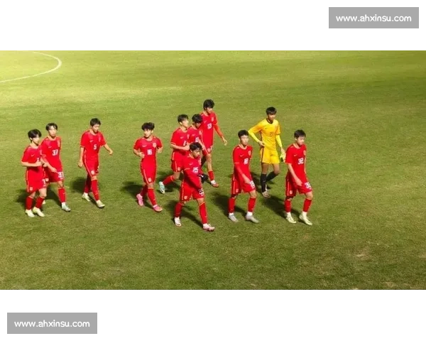 09 国少 29 人名单揭晓！主帅浮嶋敏：高压战术剑指日韩，邝兆镭试训迎关键考核